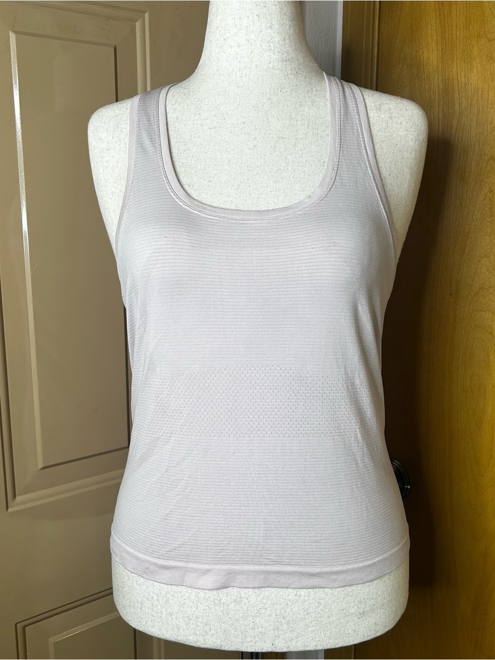 lululemon athletica Light Pink Scoop Neck Performance Tank